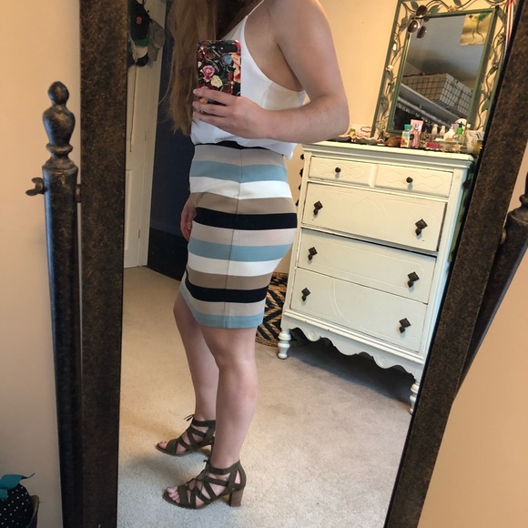 Ann Taylor Striped Stretch Seamless Pencil Skirt - Picture 2 of 4